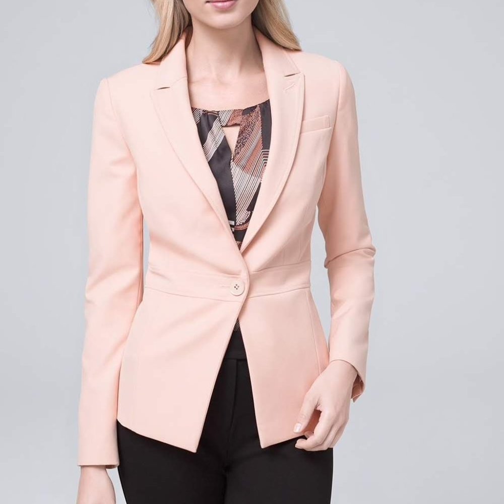 NWT! Beautiful White House Black Market Petite Blazer/Jacket in light apricot